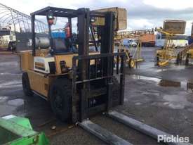 Komatsu FG35T-4 - picture0' - Click to enlarge
