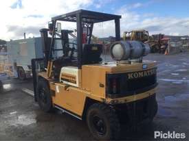 Komatsu FG35T-4 - picture2' - Click to enlarge
