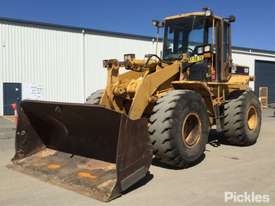1997 Caterpillar 938F - picture2' - Click to enlarge