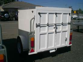 Enclosed Trailer  - picture2' - Click to enlarge