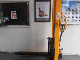 Hangcha 1 ton pallet truck - picture0' - Click to enlarge