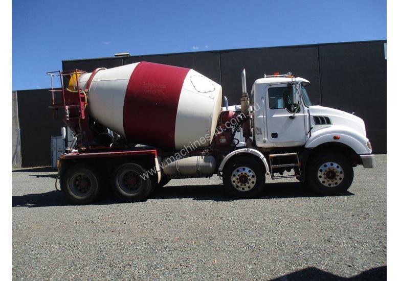 caption 2009 MACK METROLINER 8X4 AGITATOR