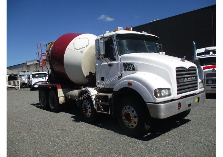 caption 2009 MACK METROLINER 8X4 AGITATOR