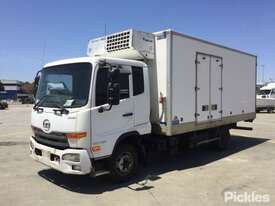 2011 Nissan UD Condor MK 11 250 - picture2' - Click to enlarge