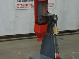 Heavy duty Linisher sander - picture0' - Click to enlarge