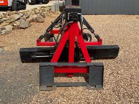 Hydrapower Skid Steer Grader Attachment - picture0' - Click to enlarge