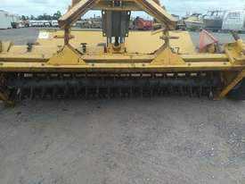 Custom Scarifier - picture1' - Click to enlarge