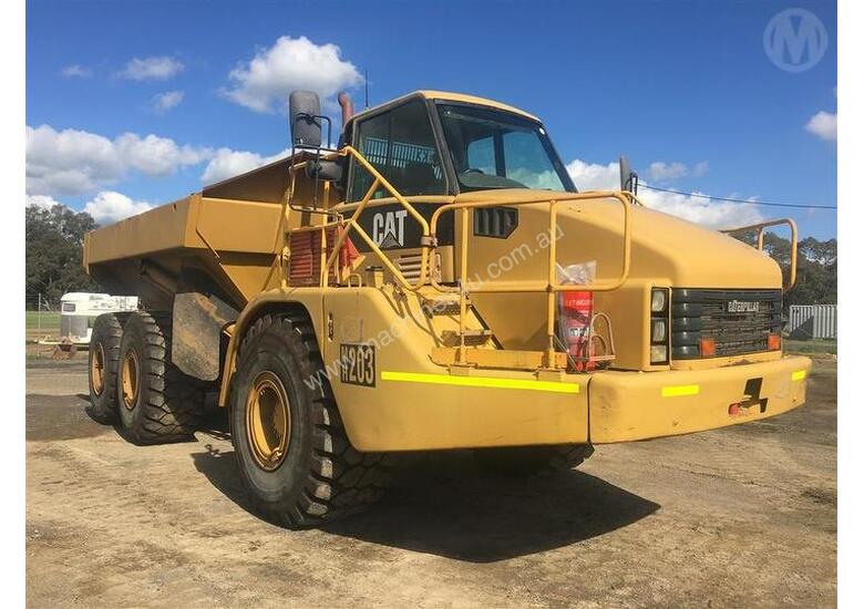 caption Caterpillar 740