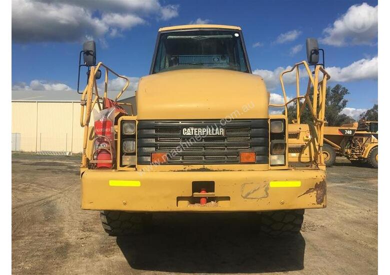 caption Caterpillar 740