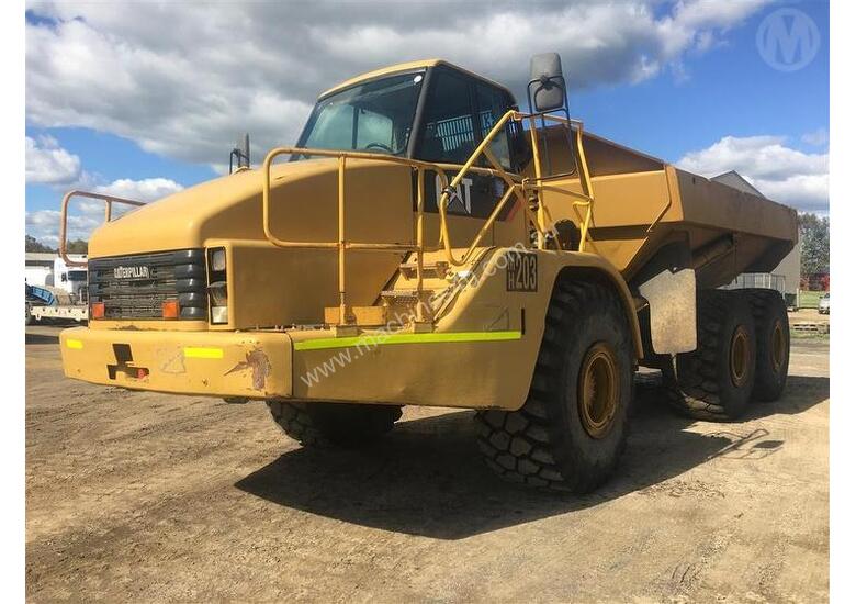 caption Caterpillar 740