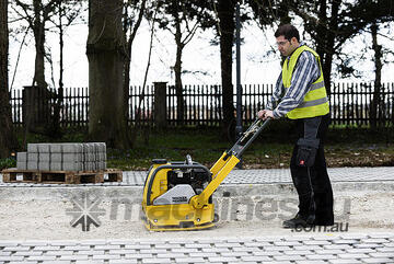 Wacker Neuson WPU1550AW Reversable Vibration Plate