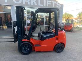 2.5 Tonne Container Stuffer Forklift For Sale! - picture0' - Click to enlarge