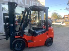 2.5 Tonne Container Stuffer Forklift For Sale! - picture1' - Click to enlarge