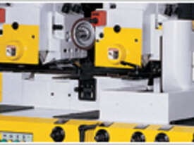 LEADERMAC COMPACT MOULDER   - picture0' - Click to enlarge