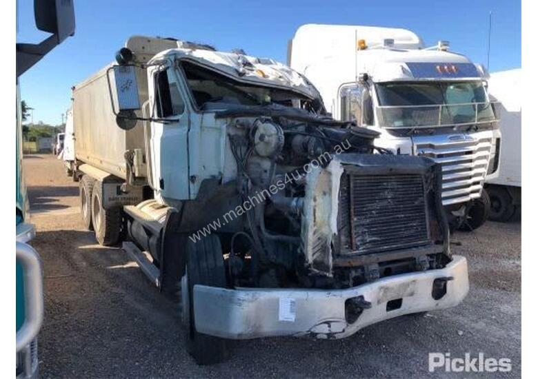 Buy Used Mack METROLINER Service Trucks in , - Listed on Machines4u