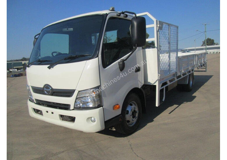 caption Hino 917 - 300 Series Tray Truck