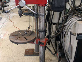 Trade Tools Pedestal Drilling Machine  - picture0' - Click to enlarge