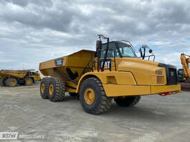 Caterpillar 745C Articulated Dump truck - picture1' - Click to enlarge
