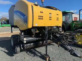 2014 New Holland RB150 Cropcutter Round Balers - picture1' - Click to enlarge