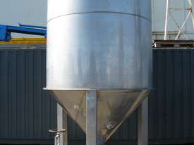 Large Stainless Steel Tank Vat - 7300L - picture1' - Click to enlarge