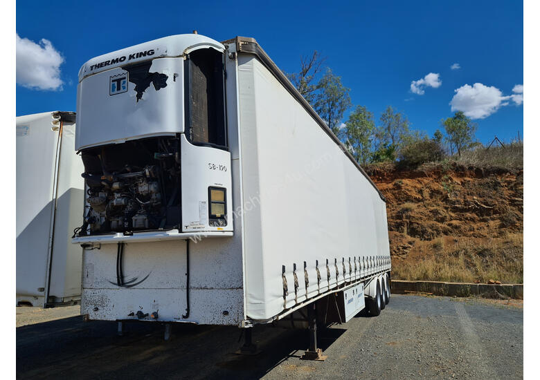 caption Maxitrans Semi Refrig Curtainsider Trailer