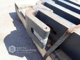 4 X MERLO FORK TYNES - picture2' - Click to enlarge