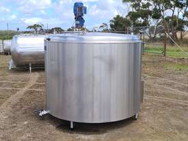 3,000lt STAINLESS STEEL TANK, MILK VAT - picture0' - Click to enlarge