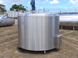 3,000lt STAINLESS STEEL TANK, MILK VAT - picture1' - Click to enlarge