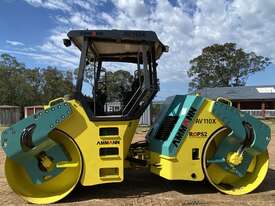 AMMANN AV110X 11T Double Smooth Drum Compactor 2784hrs - picture0' - Click to enlarge