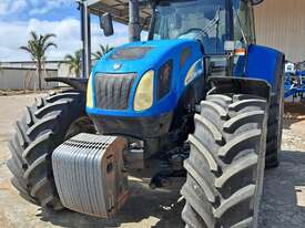 New Holland TVT170 Tractor - picture1' - Click to enlarge