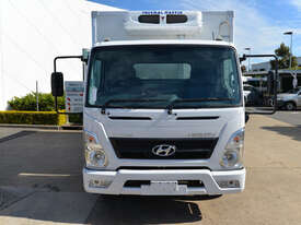 2021 HYUNDAI MIGHTY EX4 MWB - Refrigerated Truck - picture1' - Click to enlarge