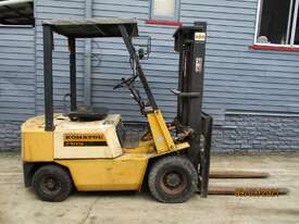 Komatsu 1.5 ton Container entry Used Forklift #1615 - picture0' - Click to enlarge