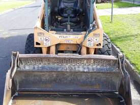 2006 MUSTANG 2044 SKID STEER U4134 - picture1' - Click to enlarge