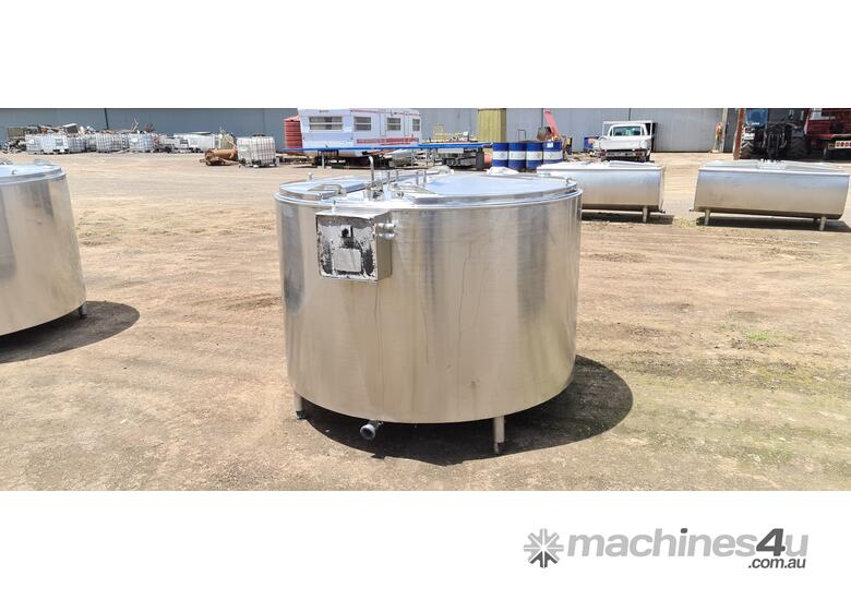 Used myttons STAINLESS STEEL TANK MILK VAT 1550 LT Stainless Steel
