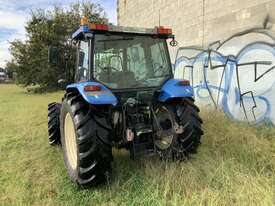 New Holland T5030 Tractor - picture1' - Click to enlarge