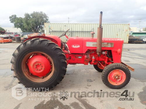 INTERNATIONAL B414 4X2 TRACTOR