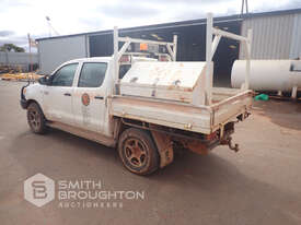 2007 TOYOTA HILUX 4X4 DUAL CAB UTE - picture2' - Click to enlarge