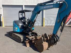 Airman AX55u 5.5 tonne excavator - picture0' - Click to enlarge