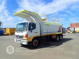 2011 HINO 500 SERIES 2628-FM 6X4 SERVICE TRUCK - picture2' - Click to enlarge