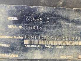 Komatsu GD555-5 - picture1' - Click to enlarge