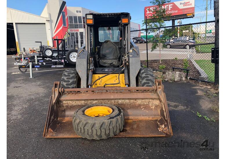 Used 2004 New Holland LS185B Skid Steer Loaders In , - Listed On Machines4u