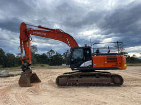 Hitachi ZX290LC-5 Tracked-Excav Excavator - picture0' - Click to enlarge