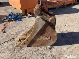 Salmon Buckets, 450mm Digging Bucket To Suit Excavator. - picture0' - Click to enlarge