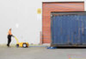 Powered Electric Tug 4000kg Capacity (TTR4000) Powered Electric Tug 4000kg Capacity (TTR4000)