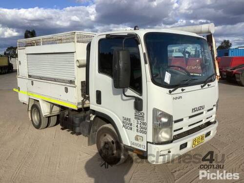 2008 Isuzu NNR 200