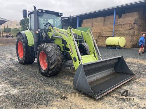 Claas 640 Arion