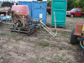 Silvan 400L Boom Spray - picture1' - Click to enlarge