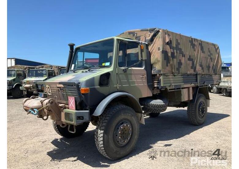 Buy Used mercedes benz UNIMOG UL1700L Open Bowl Scraper in , - Listed ...