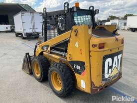 2013 Caterpillar 216B3 - picture2' - Click to enlarge