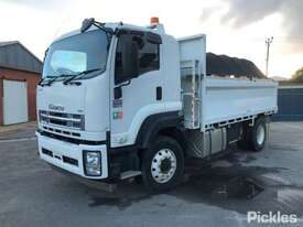 2015 Isuzu FXR 1000 Long - picture0' - Click to enlarge